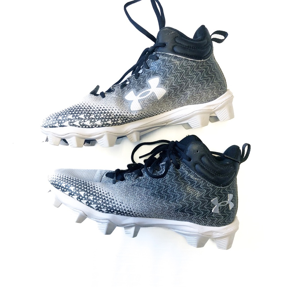 Under Armour Size 6Y Football Cleats